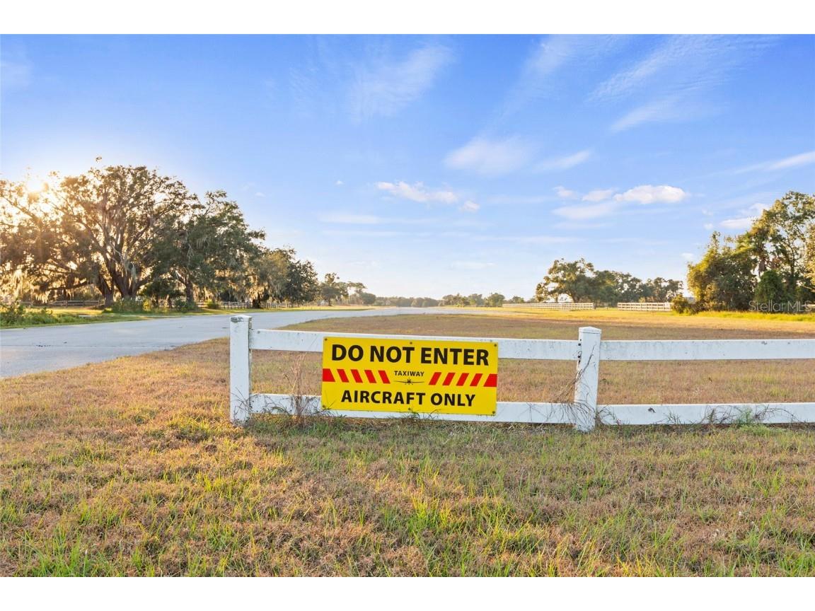 4004 Hidden River Lane Sarasota FL 34240 A4660693 image37