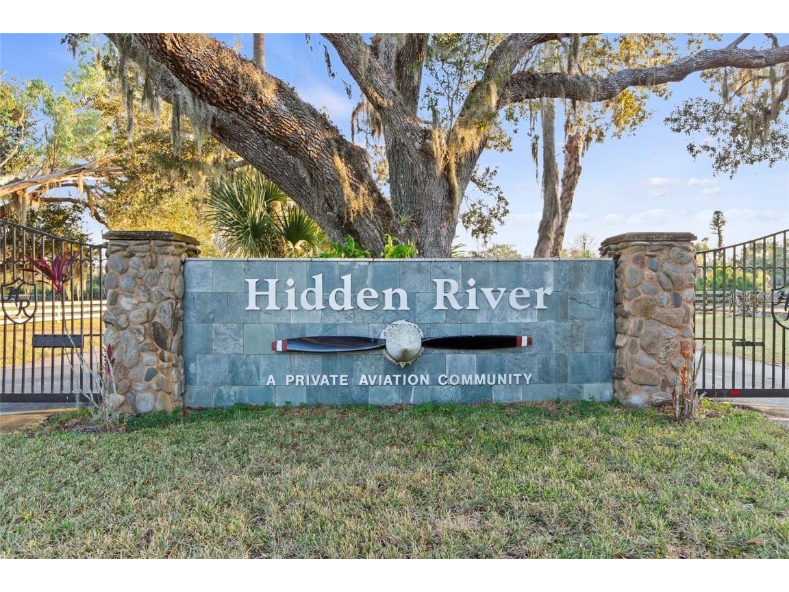 4004 Hidden River Lane Sarasota FL 34240 A4660693 image38