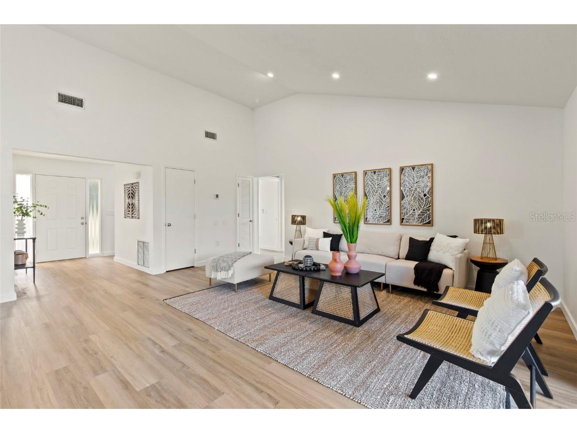 4004 Hidden River Lane Sarasota FL 34240 A4660693 image5