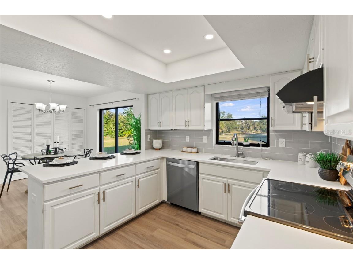 4004 Hidden River Lane Sarasota FL 34240 A4660693 image9