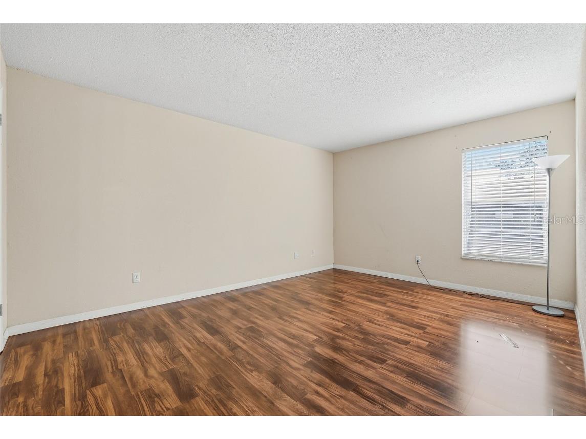 4004 Nestle Oaks Place #203 Tampa FL 33613 TB8456219 image10