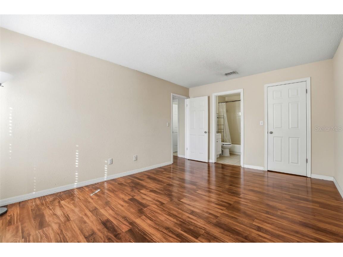 4004 Nestle Oaks Place #203 Tampa FL 33613 TB8456219 image11