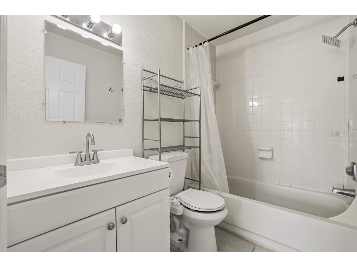 4004 Nestle Oaks Place #203 Tampa FL 33613 TB8456219 image12