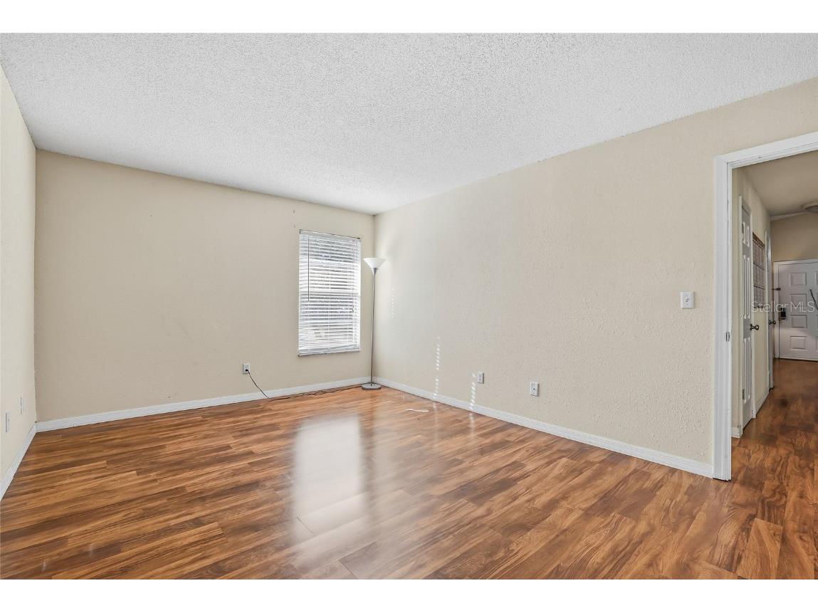 4004 Nestle Oaks Place #203 Tampa FL 33613 TB8456219 image8