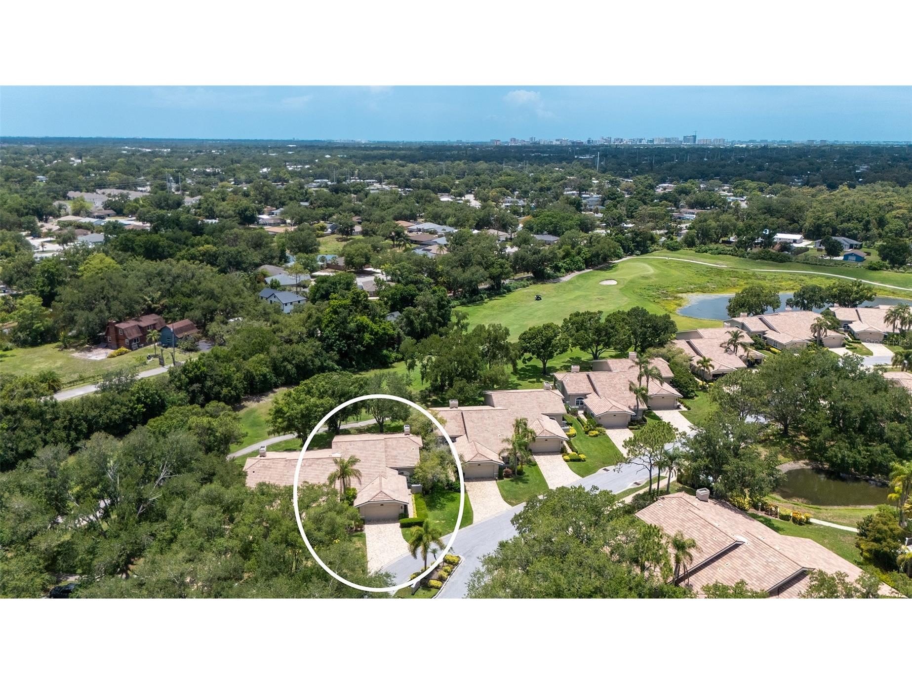 4004 Penshurst Park Sarasota FL 34235 A4695985 image1