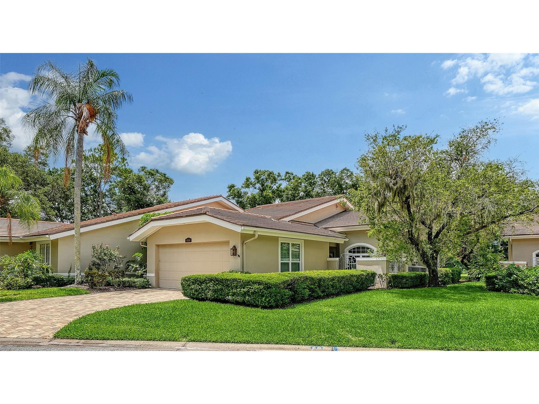 4004 Penshurst Park Sarasota FL 34235 A4695985 image2