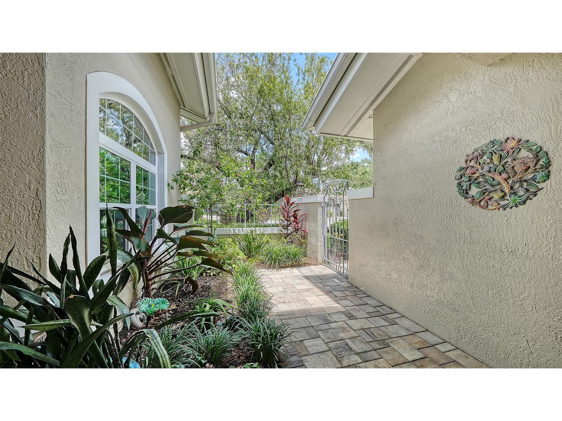 4004 Penshurst Park Sarasota FL 34235 A4695985 image23