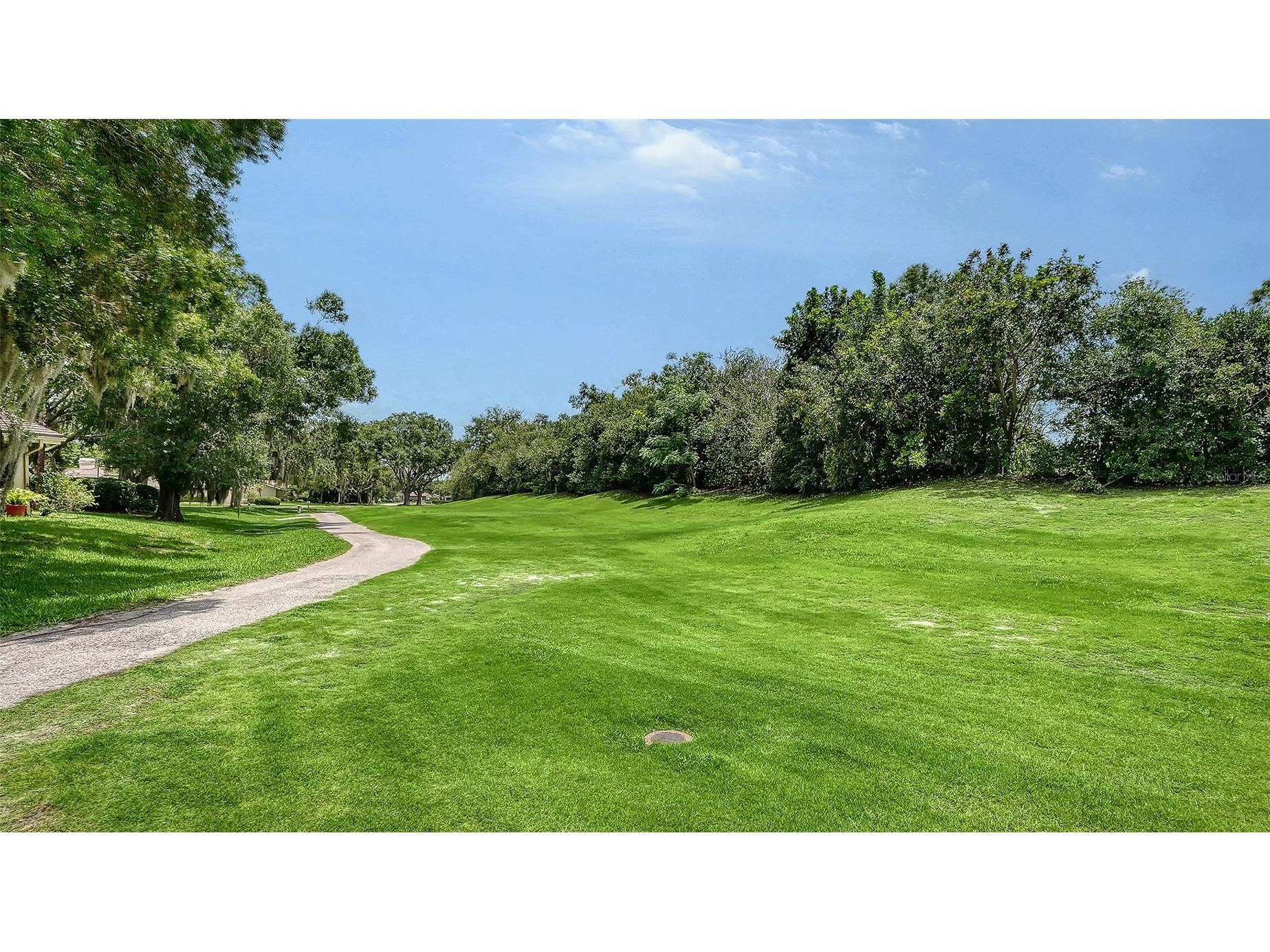 4004 Penshurst Park Sarasota FL 34235 A4695985 image5