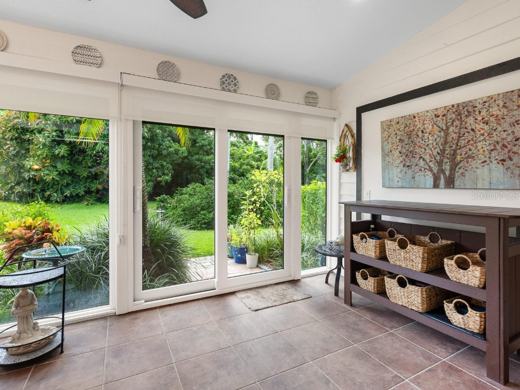 4004 Wilshire Circle E #89 Sarasota FL 34238 A4659133 image11