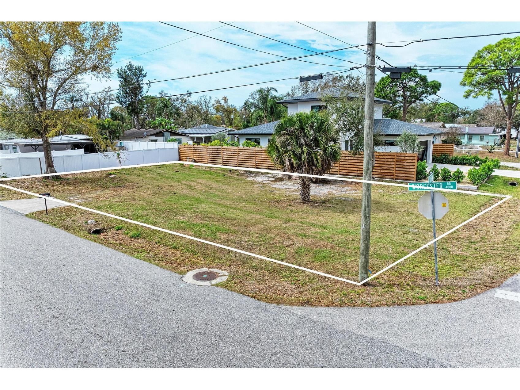 4004 Worcester Road Sarasota FL 34231 A4684130 image25