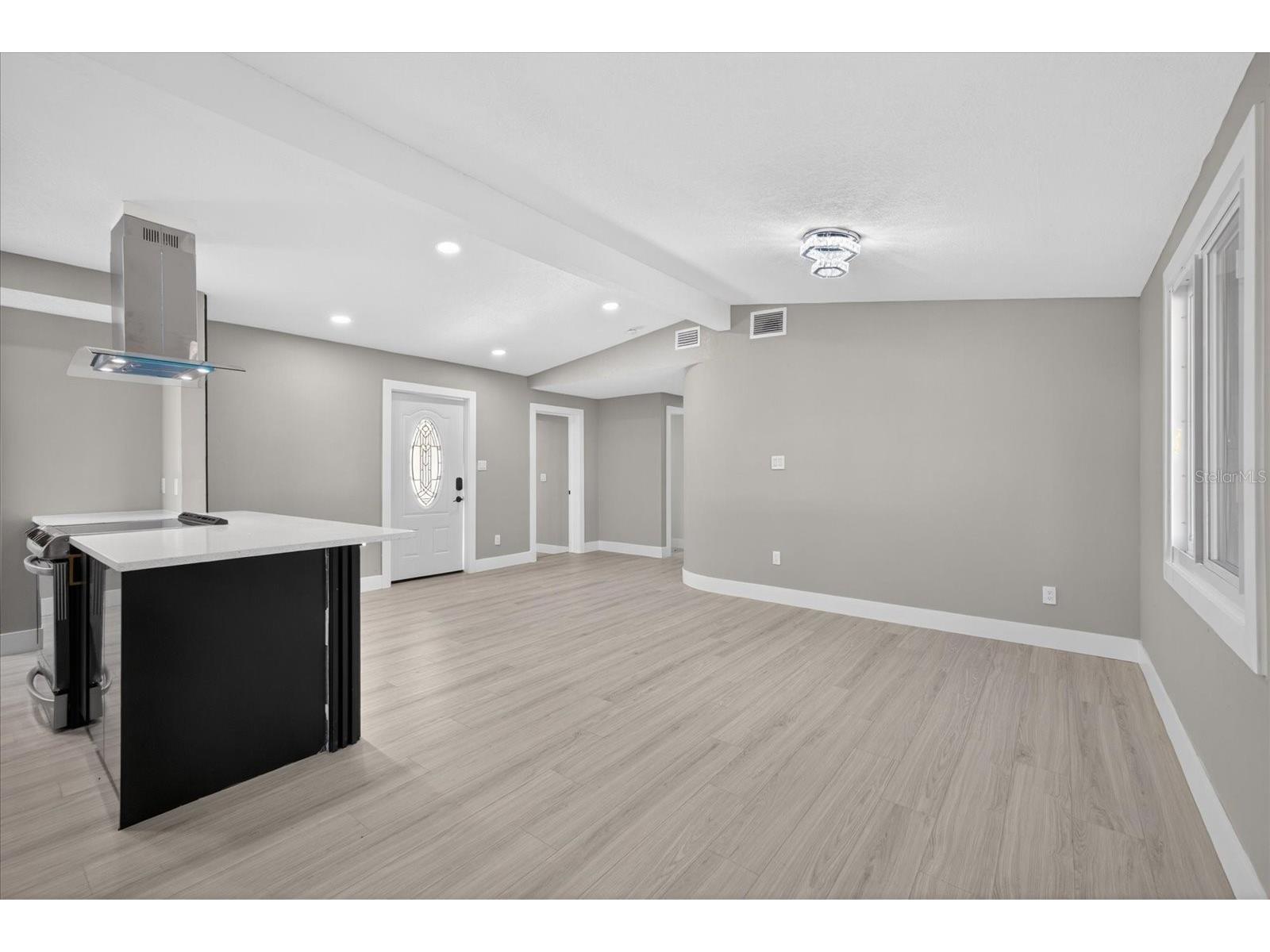 4005 E Henry Avenue Tampa FL 33610 TB8502112 image13