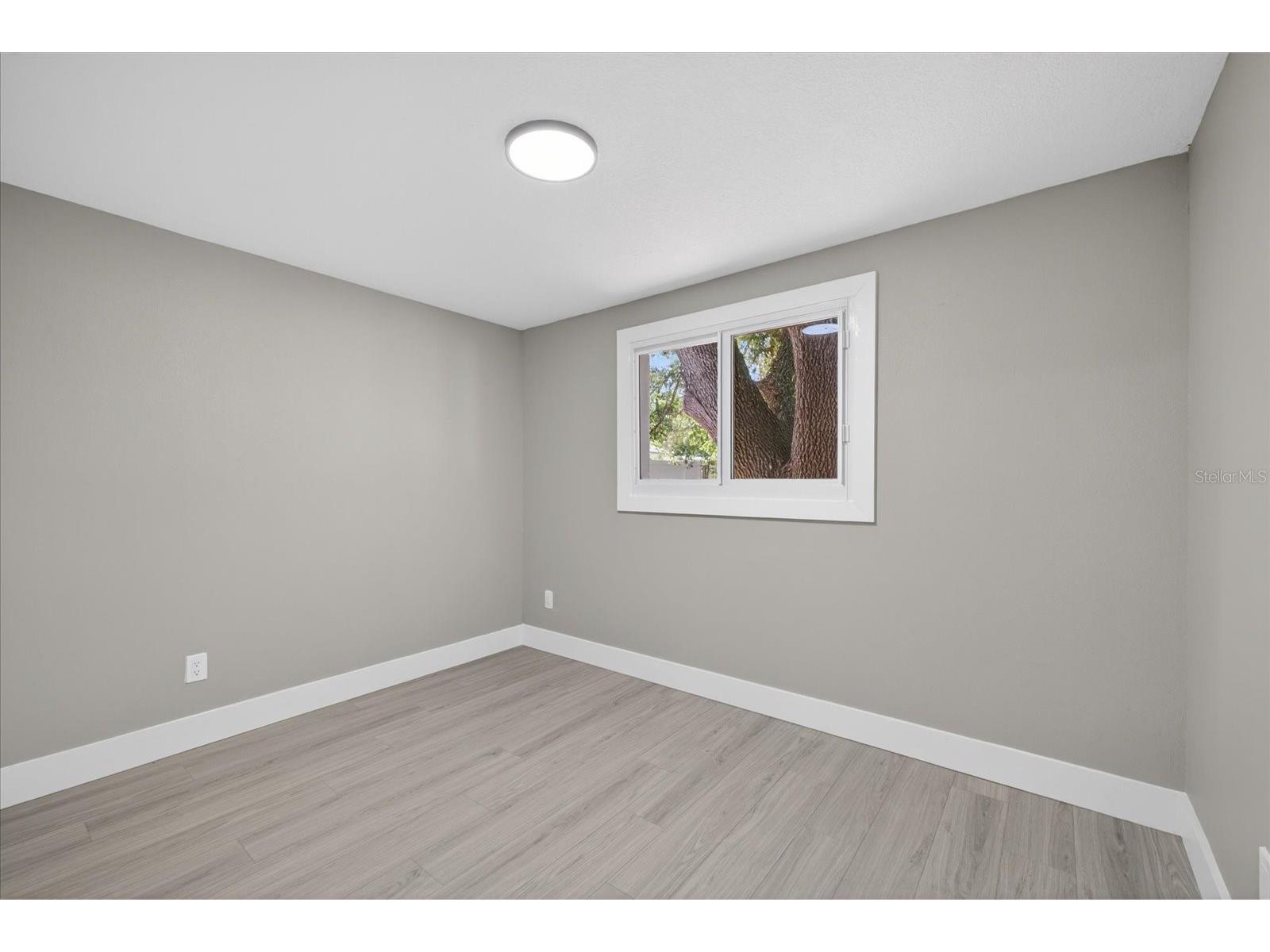 4005 E Henry Avenue Tampa FL 33610 TB8502112 image24