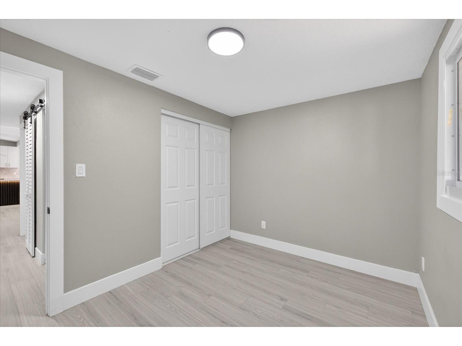 4005 E Henry Avenue Tampa FL 33610 TB8502112 image25