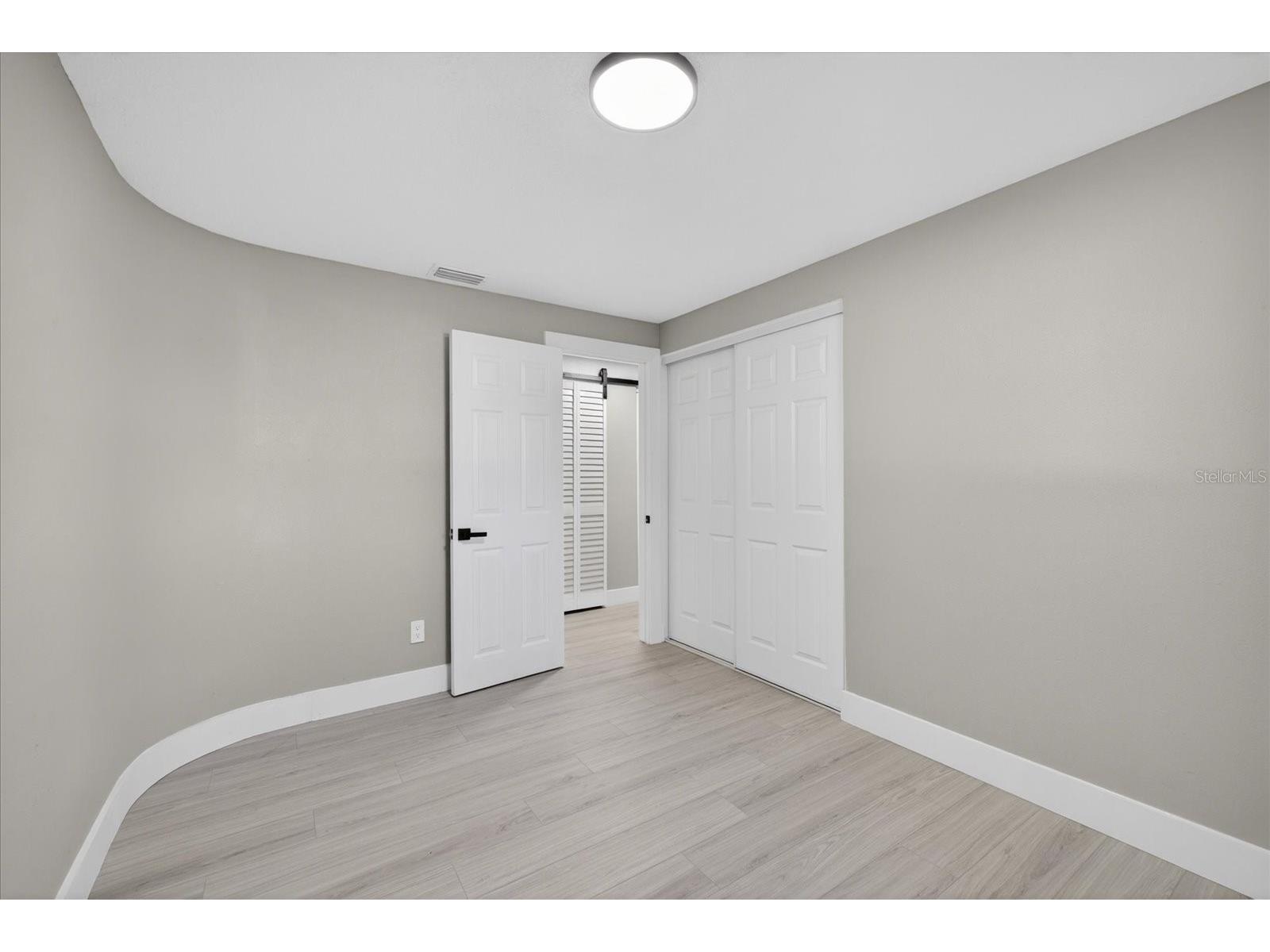 4005 E Henry Avenue Tampa FL 33610 TB8502112 image27