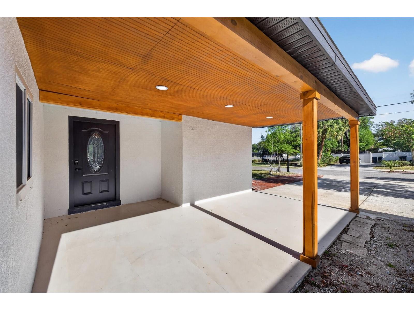 4005 E Henry Avenue Tampa FL 33610 TB8502112 image5