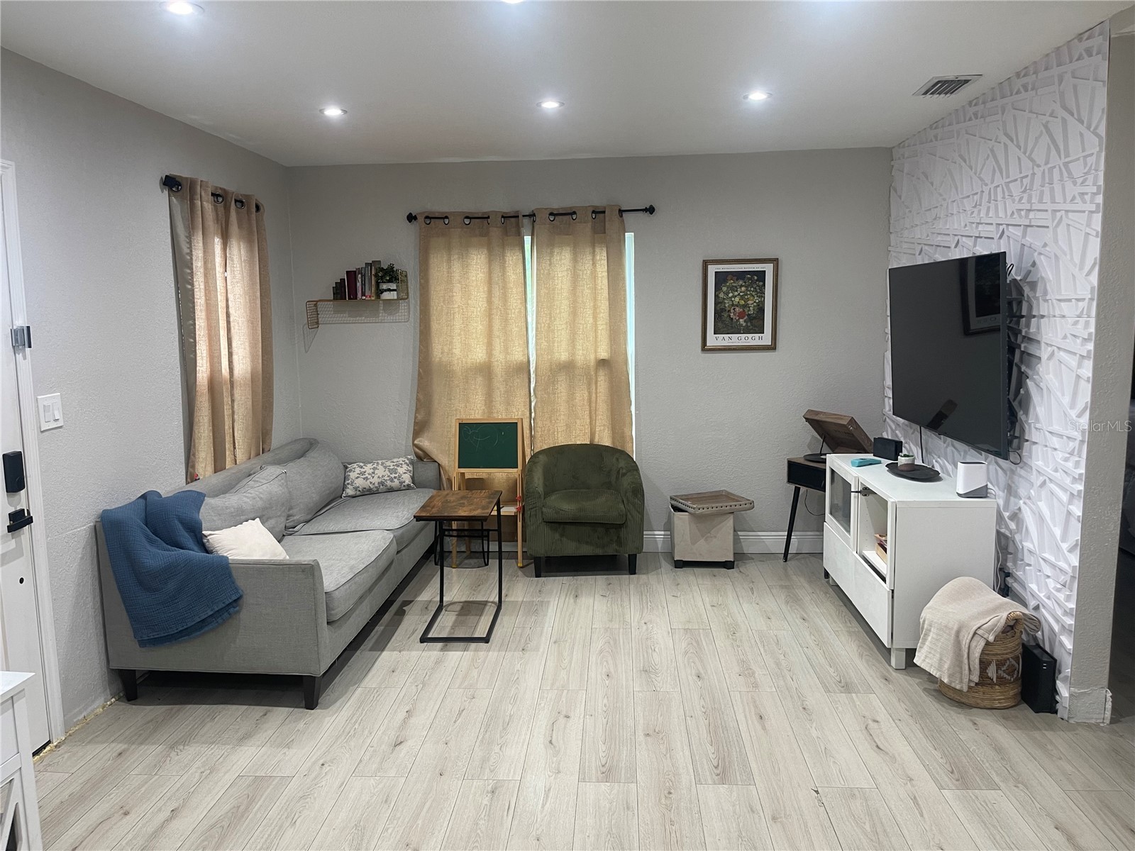 4005 N Myrtle Avenue Tampa FL 33603 TB8511349 image5