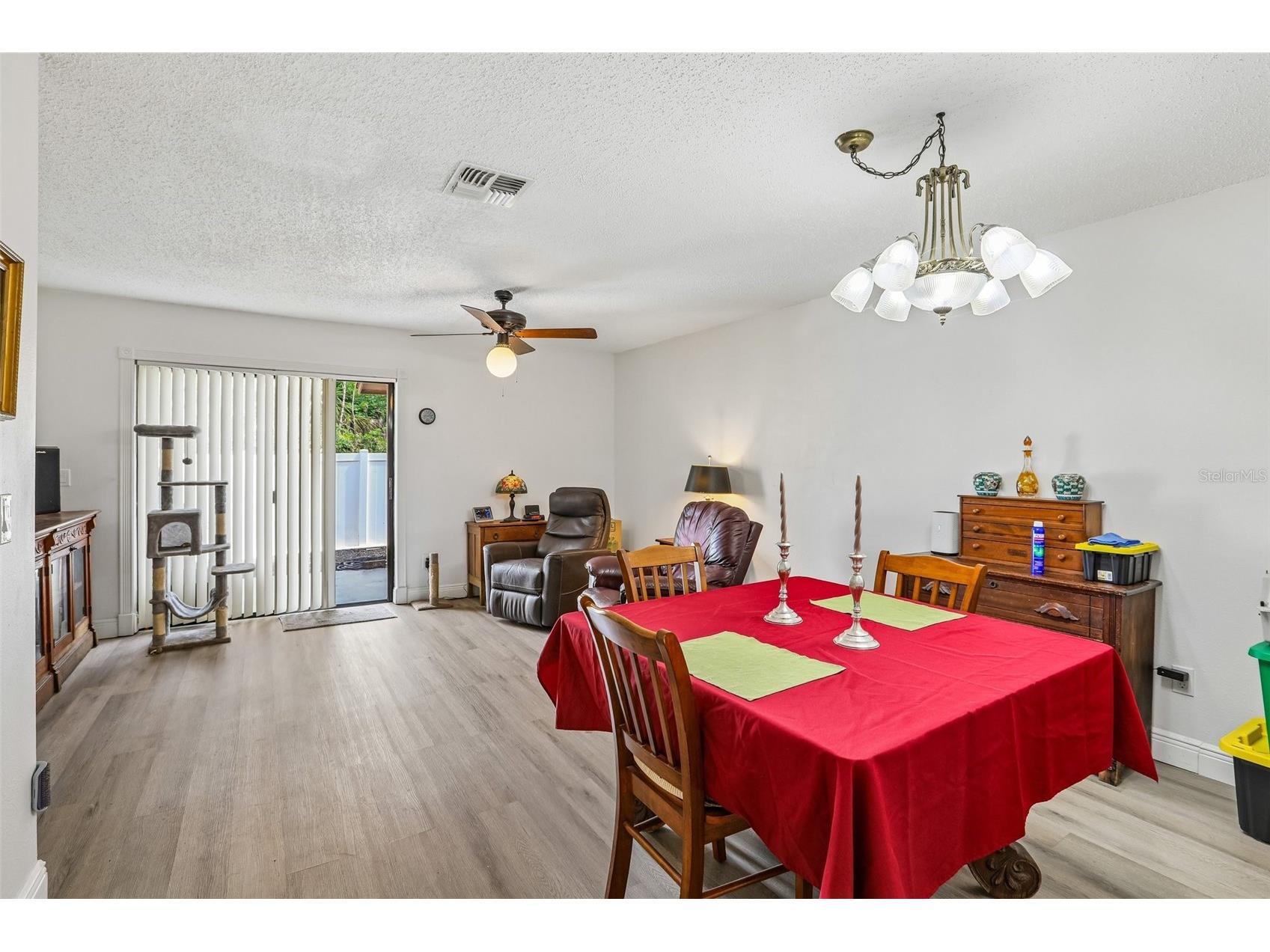 4005 Oak Limb Court Tampa FL 33614 TB8507175 image6