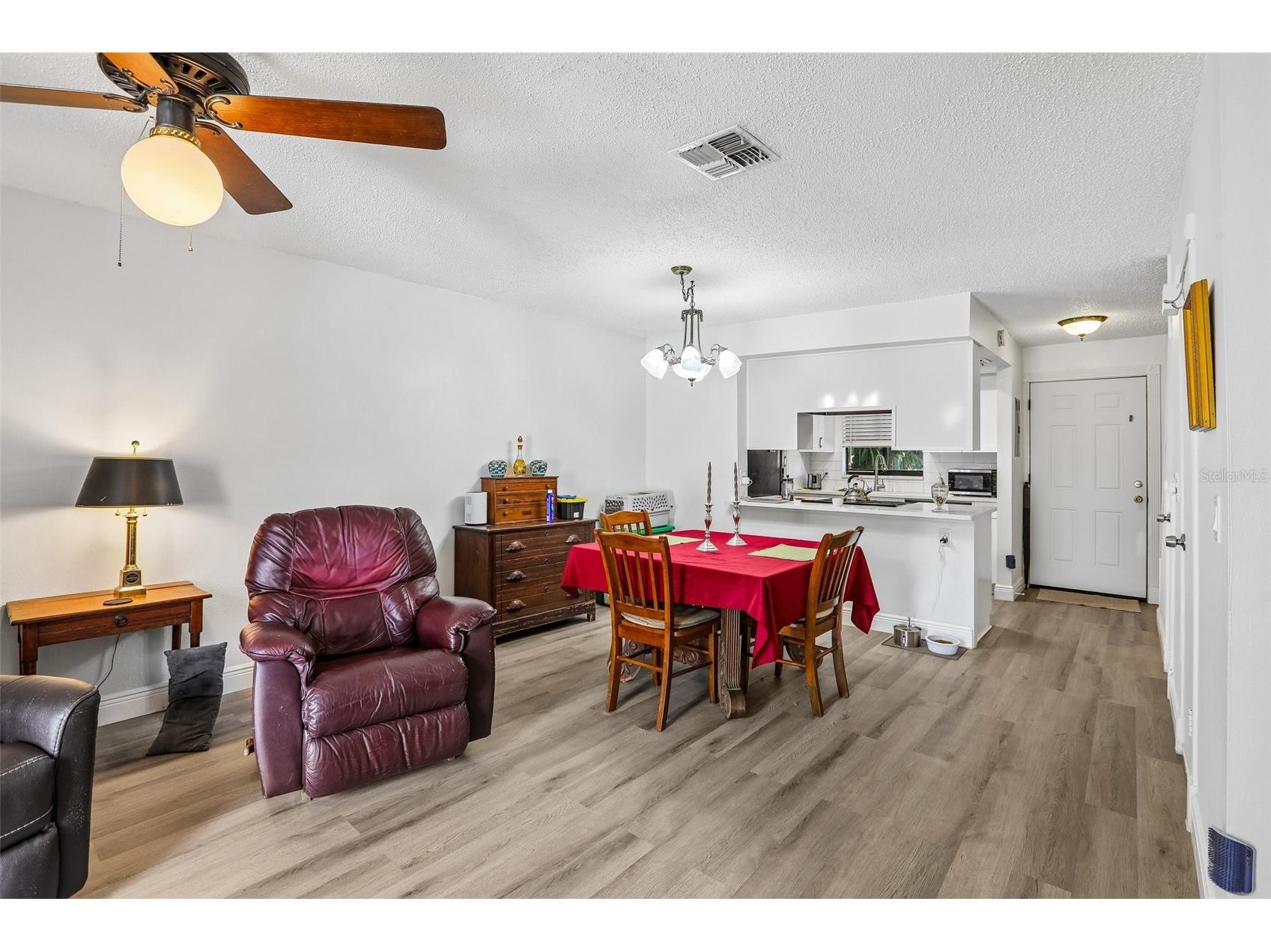 4005 Oak Limb Court Tampa FL 33614 TB8507175 image7