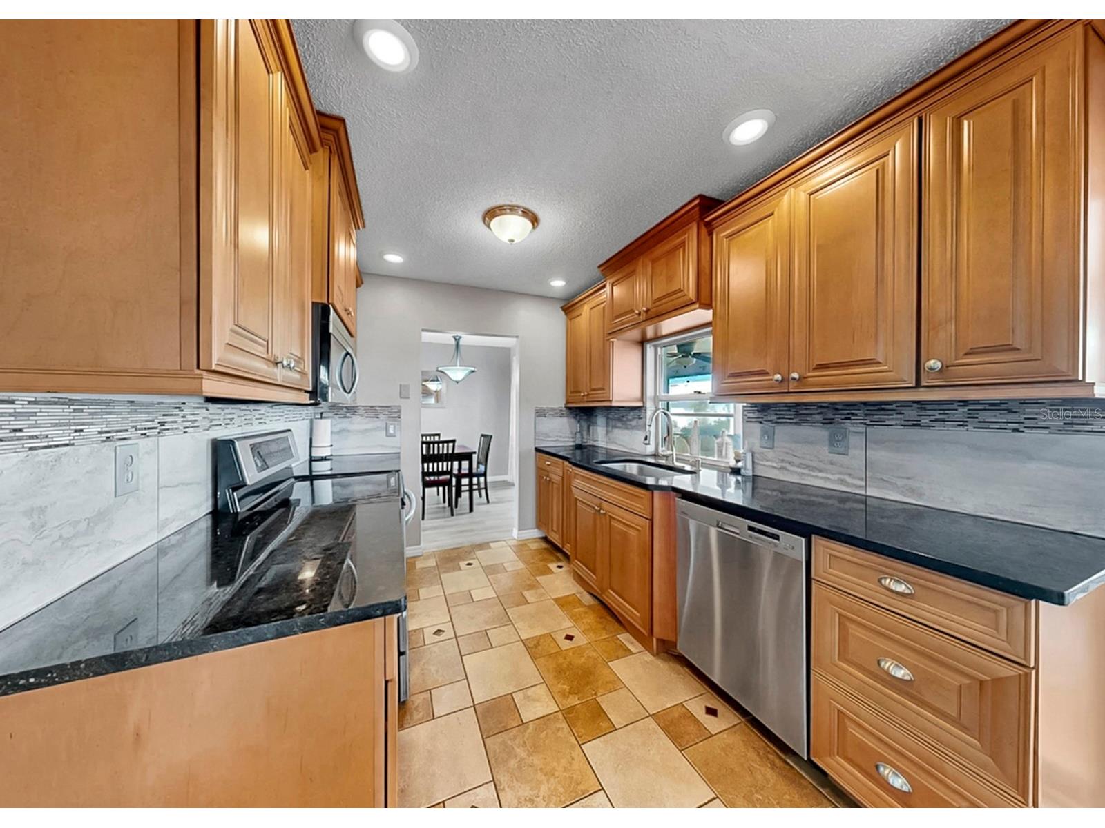 4005 Palm Court Bradenton FL 34208 O6385330 image17