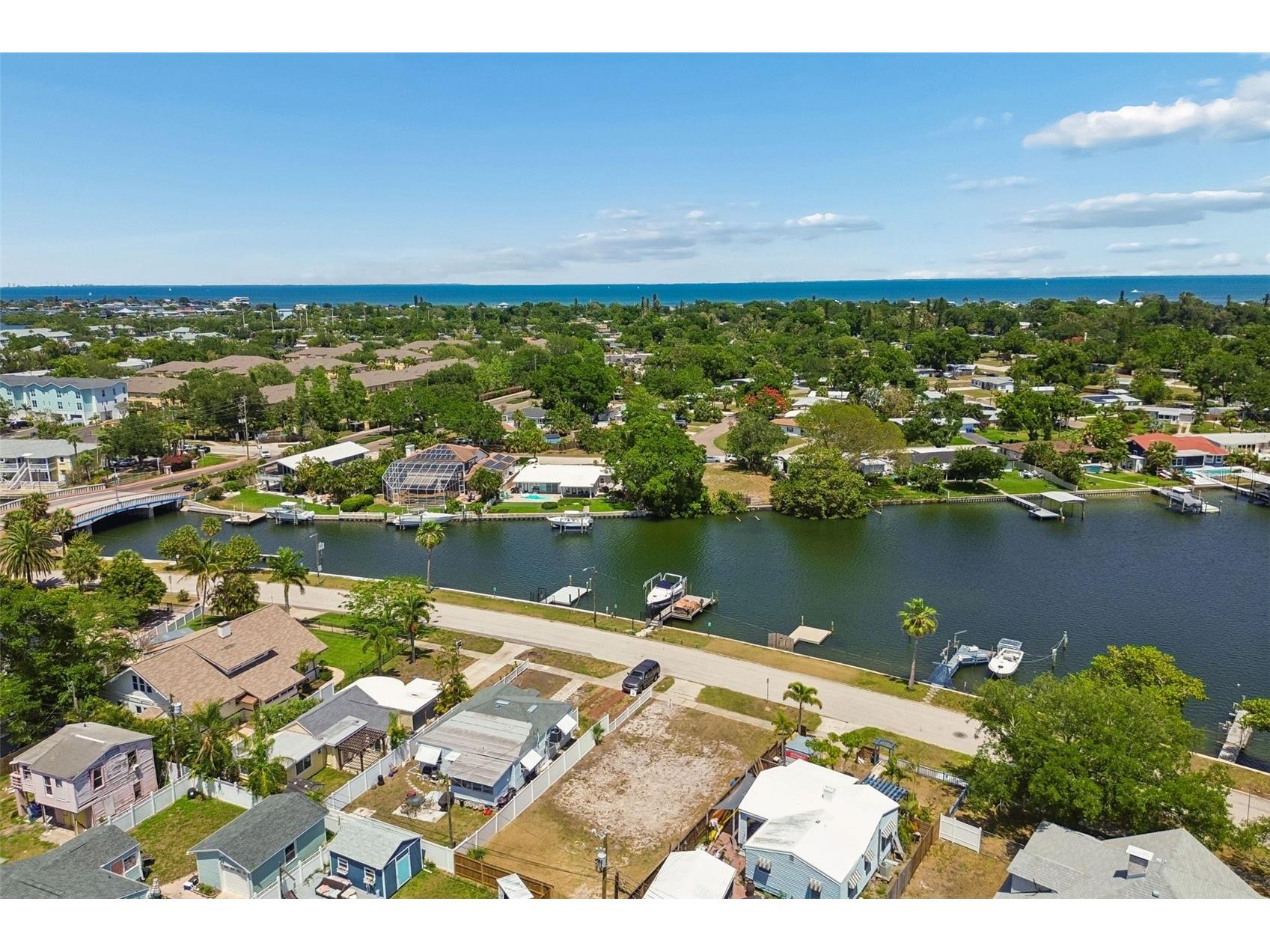 4005 Sunrise Drive S Saint Petersburg FL 33705 TB8494555 image16