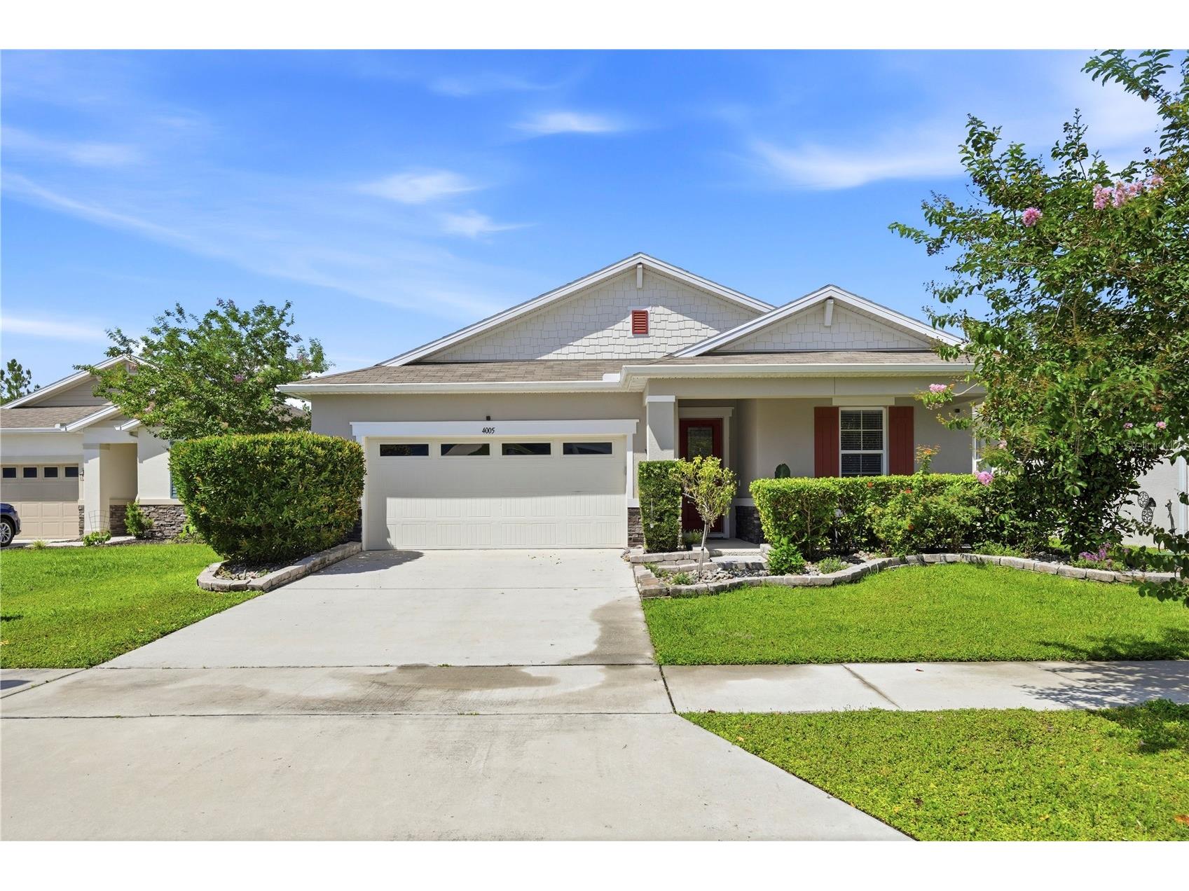 4005 Swan Goose Court Okahumpka FL 34762 V4949664 image1