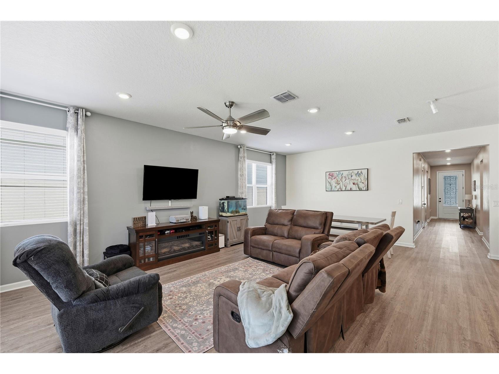 4005 Swan Goose Court Okahumpka FL 34762 V4949664 image4