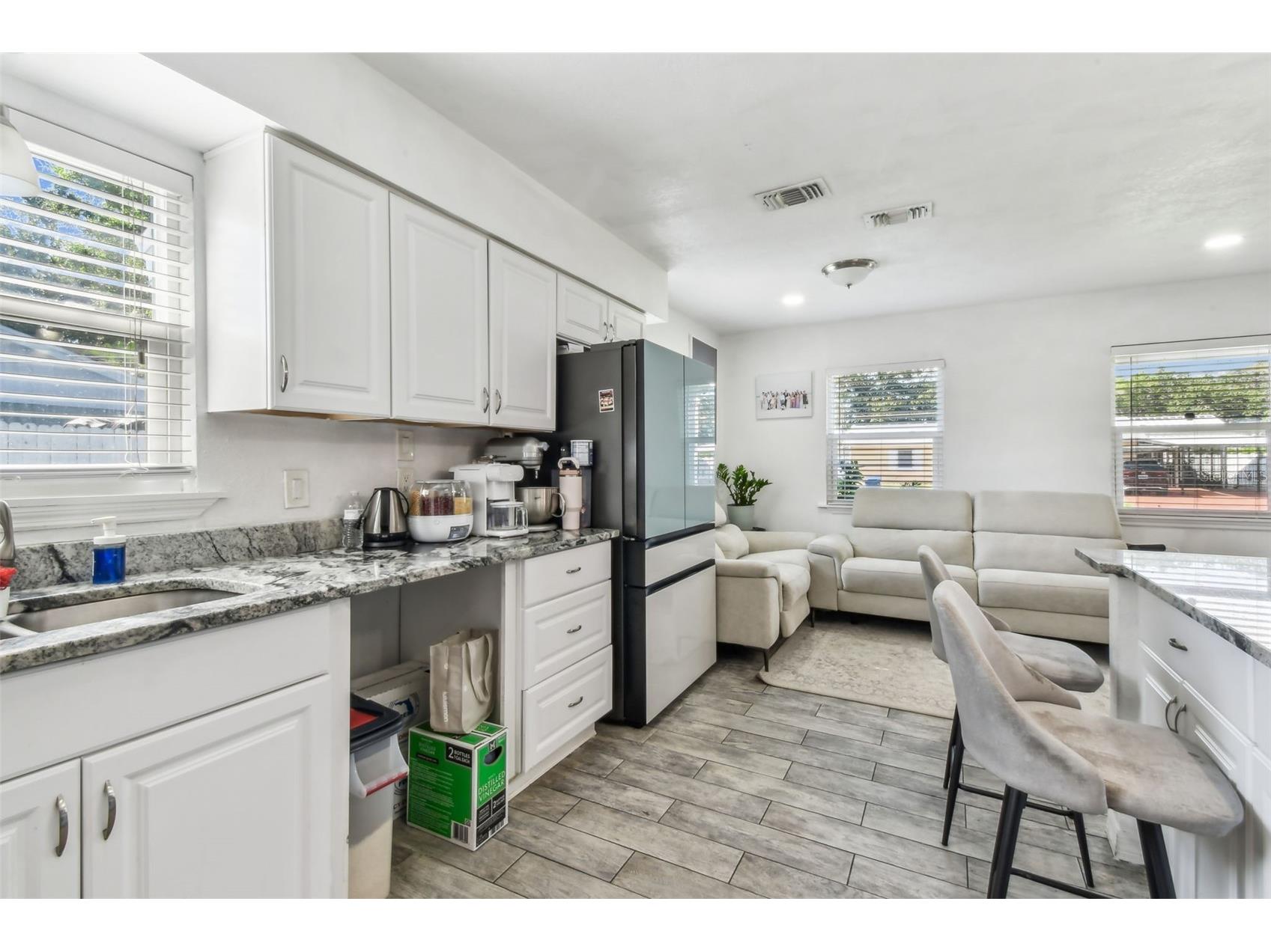 4005 W Tyson Avenue Tampa FL 33611 TB8495142 image13