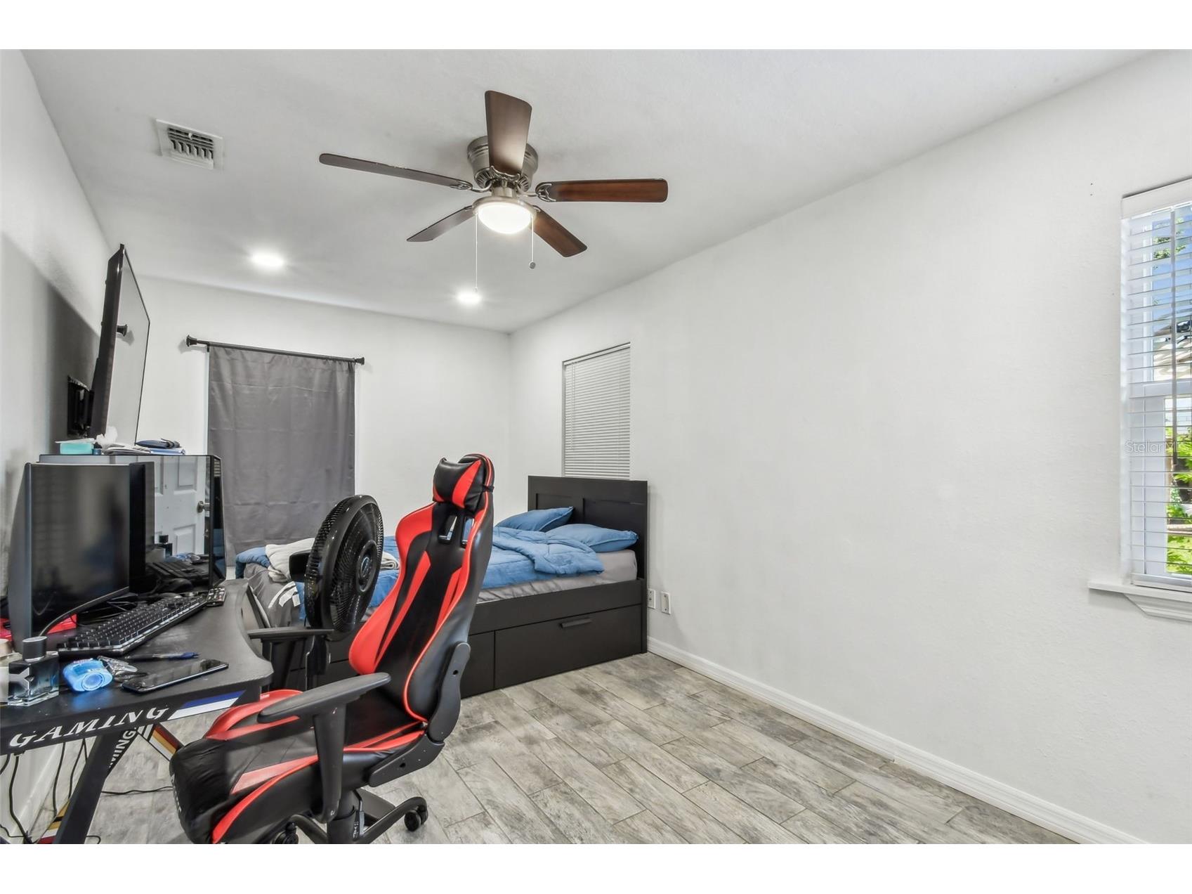 4005 W Tyson Avenue Tampa FL 33611 TB8495142 image21