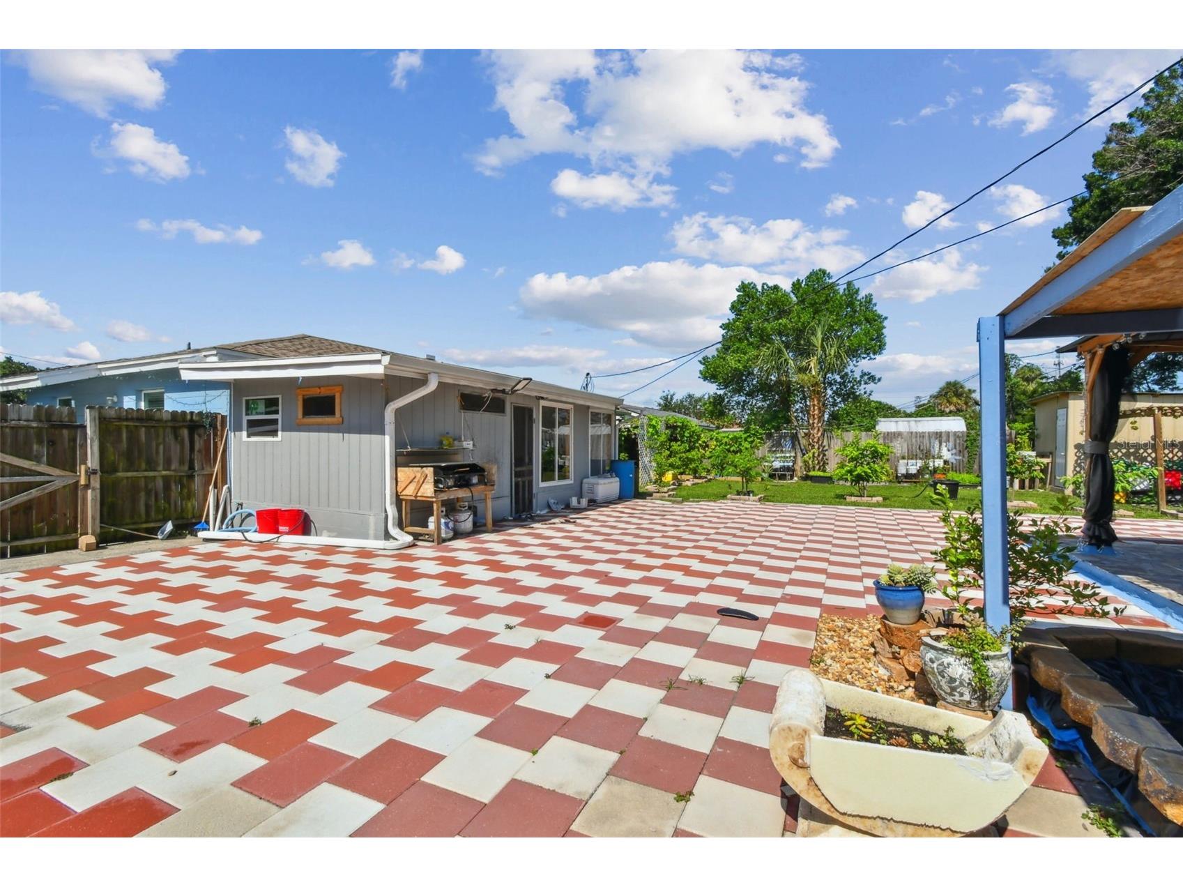 4005 W Tyson Avenue Tampa FL 33611 TB8495142 image32