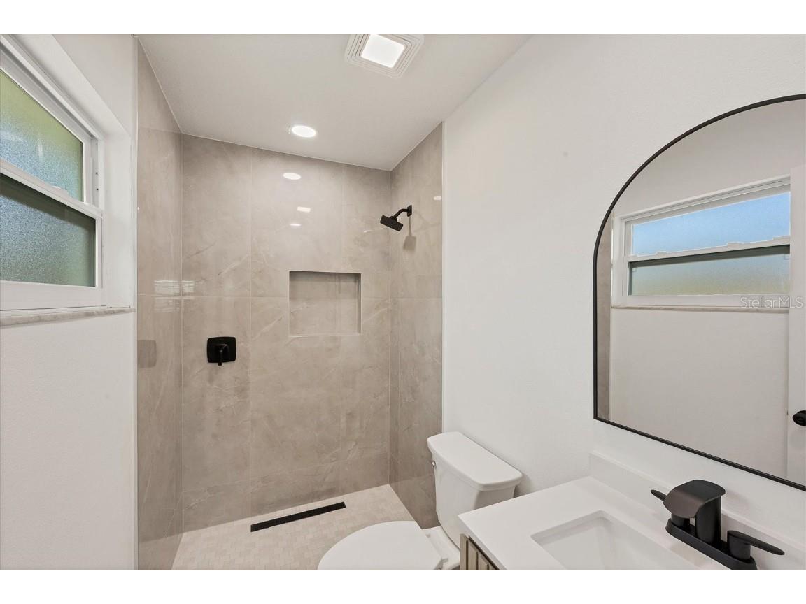 4006 29th Avenue W Bradenton FL 34205 A4670525 image22