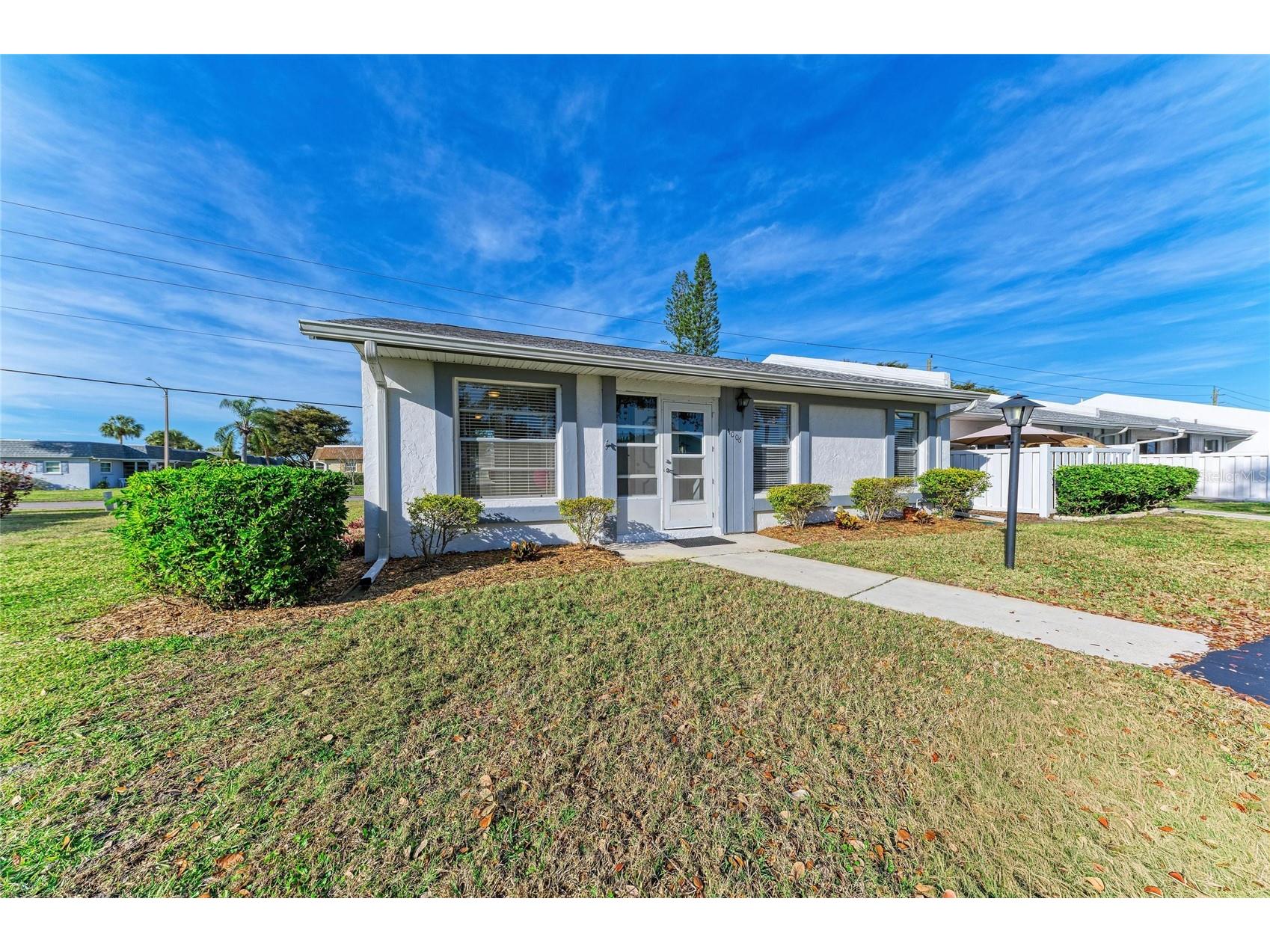 4006 36th Avenue Drive W Bradenton FL 34205 A4682794 image1