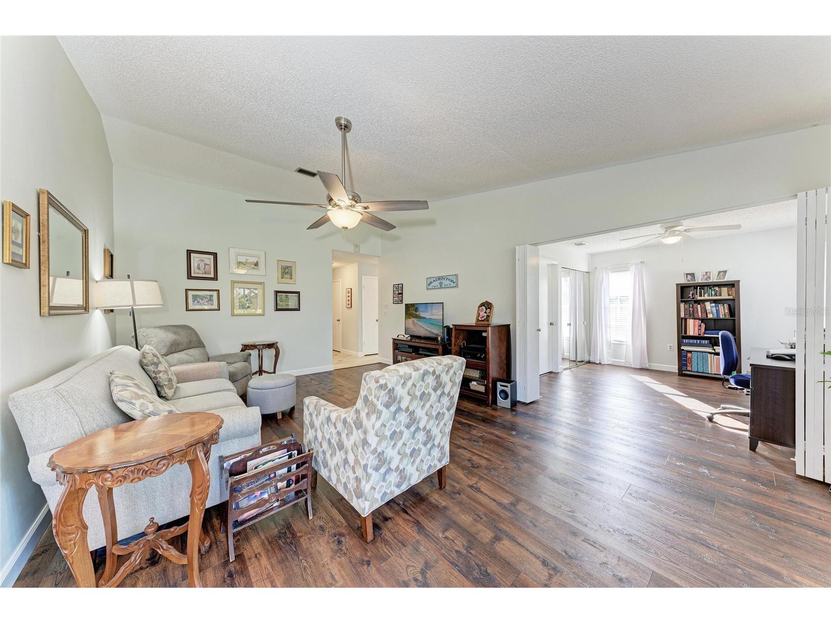 4006 36th Avenue Drive W Bradenton FL 34205 A4682794 image4
