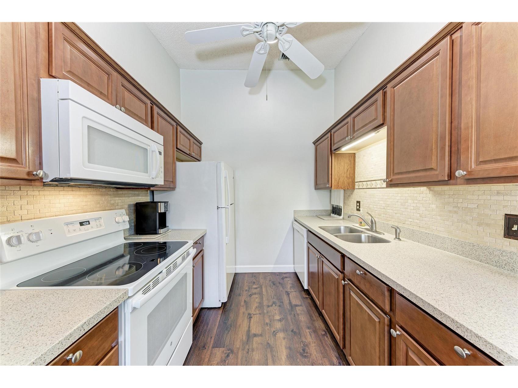 4006 36th Avenue Drive W Bradenton FL 34205 A4682794 image8