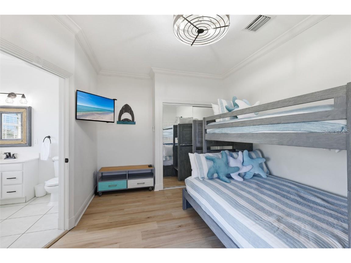 4006 5th Avenue Holmes Beach FL 34217 A4671831 image26