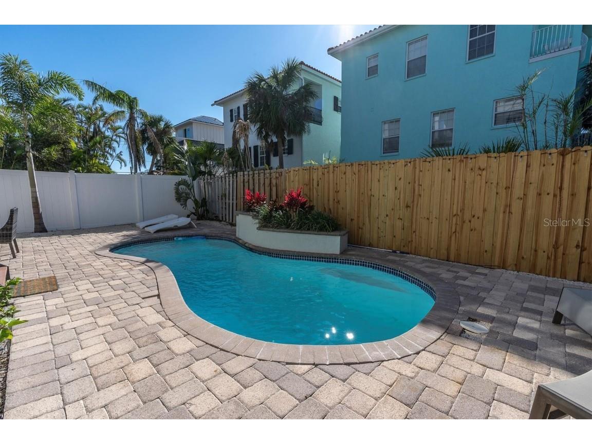 4006 5th Avenue Holmes Beach FL 34217 A4671831 image49