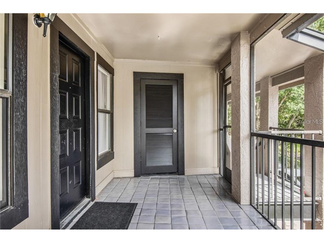 4006 Angel Oak Court #202 Tampa FL 33613 TB8448017 image2