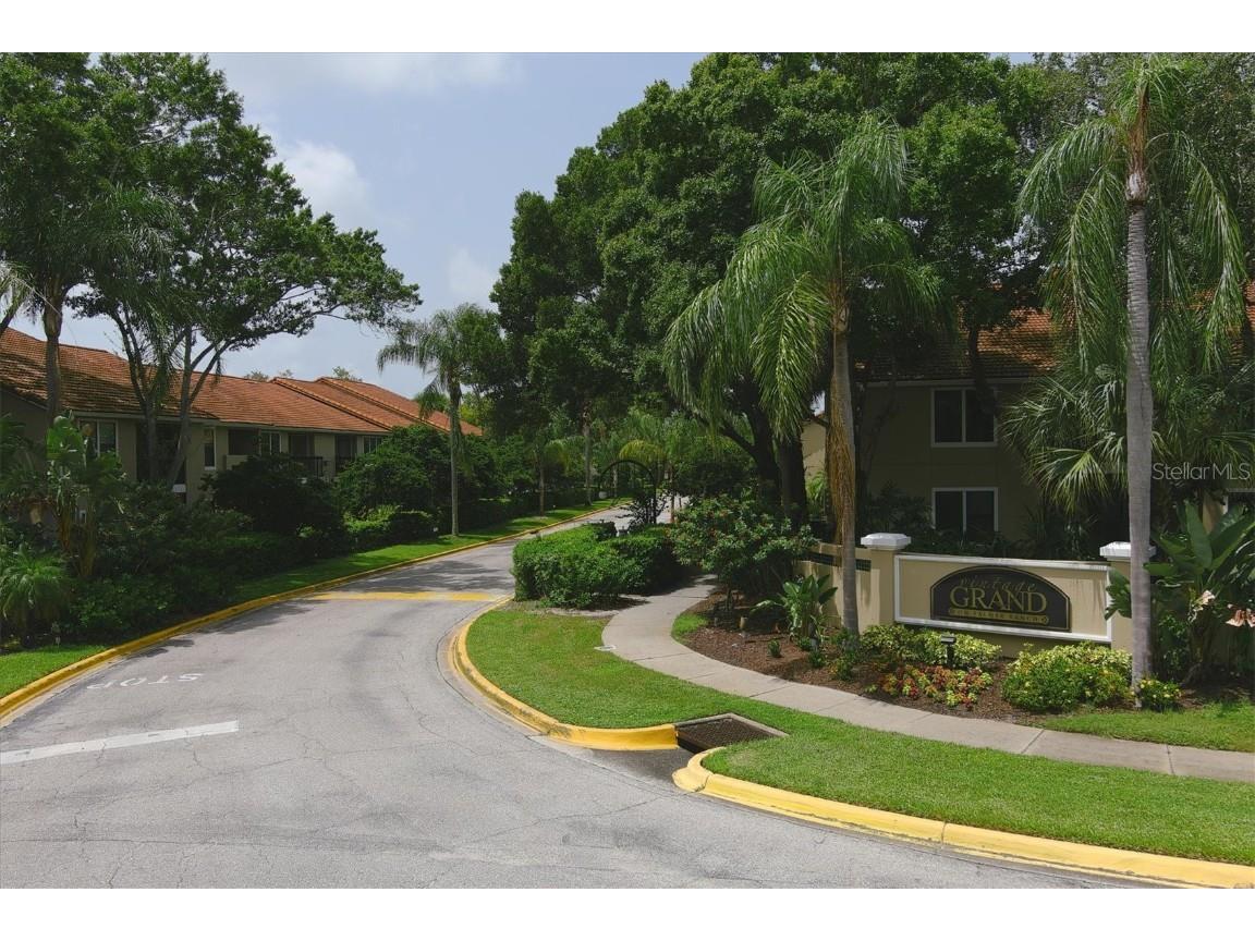 4006 Crockers Lake Boulevard #224 Sarasota FL 34238 A4566396 image1
