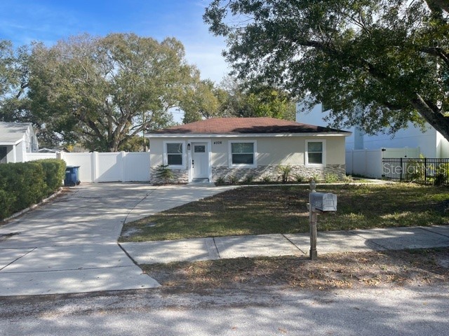 4006 S Shamrock Road Tampa FL 33611 U8225575 image1