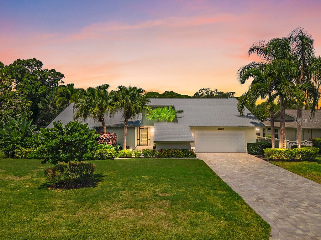 4007 Country View Drive Sarasota FL 34233 A4610196 image1