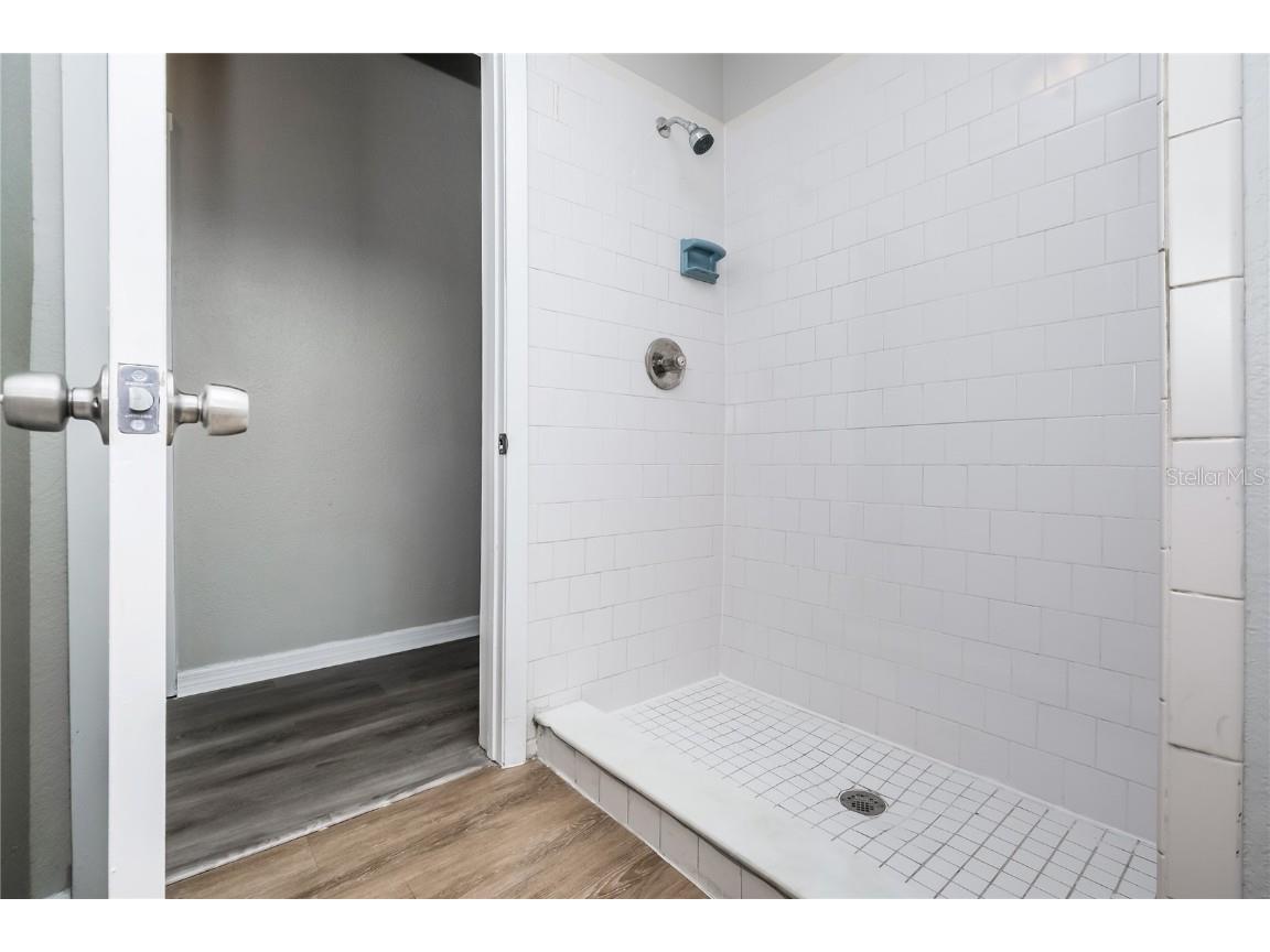 4007 E Osborne Avenue Tampa FL 33610 TB8435848 image10