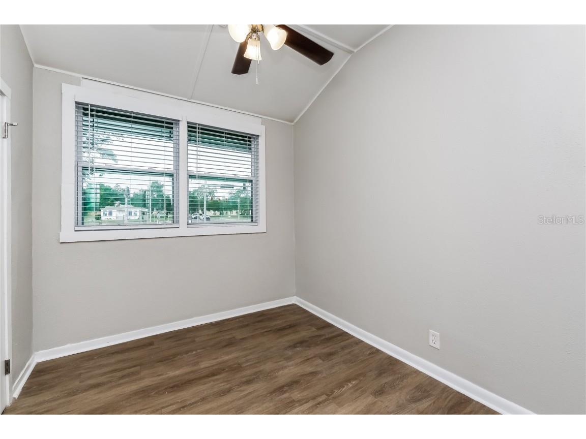 4007 E Osborne Avenue Tampa FL 33610 TB8435848 image12