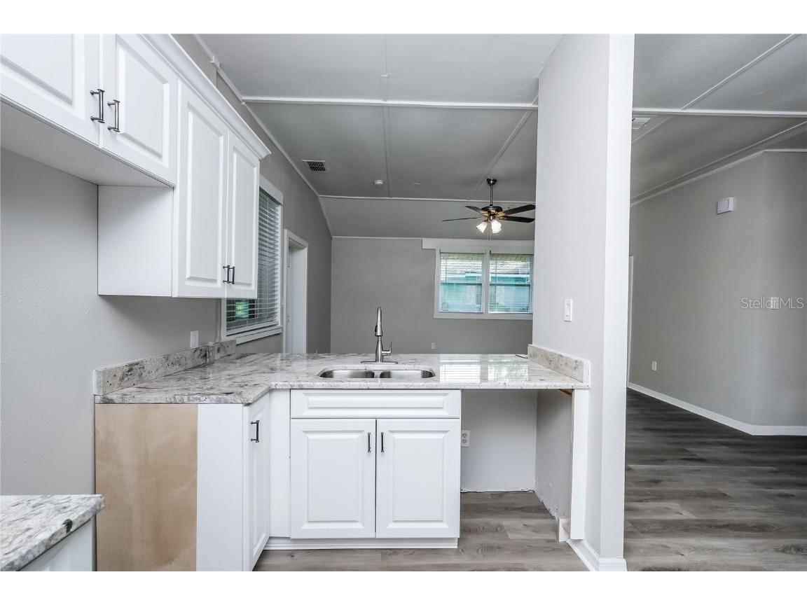 4007 E Osborne Avenue Tampa FL 33610 TB8435848 image7