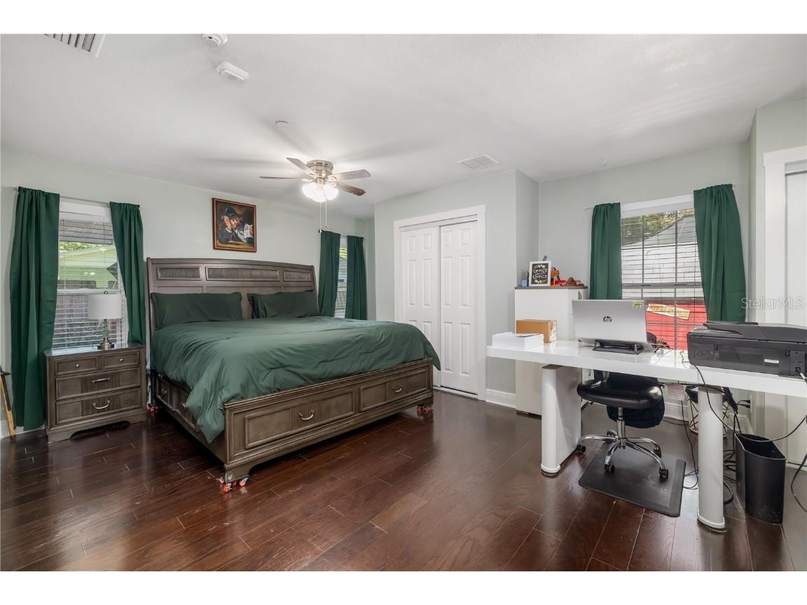 4007 Hudson Lane Tampa FL 33618 A4660508 image14