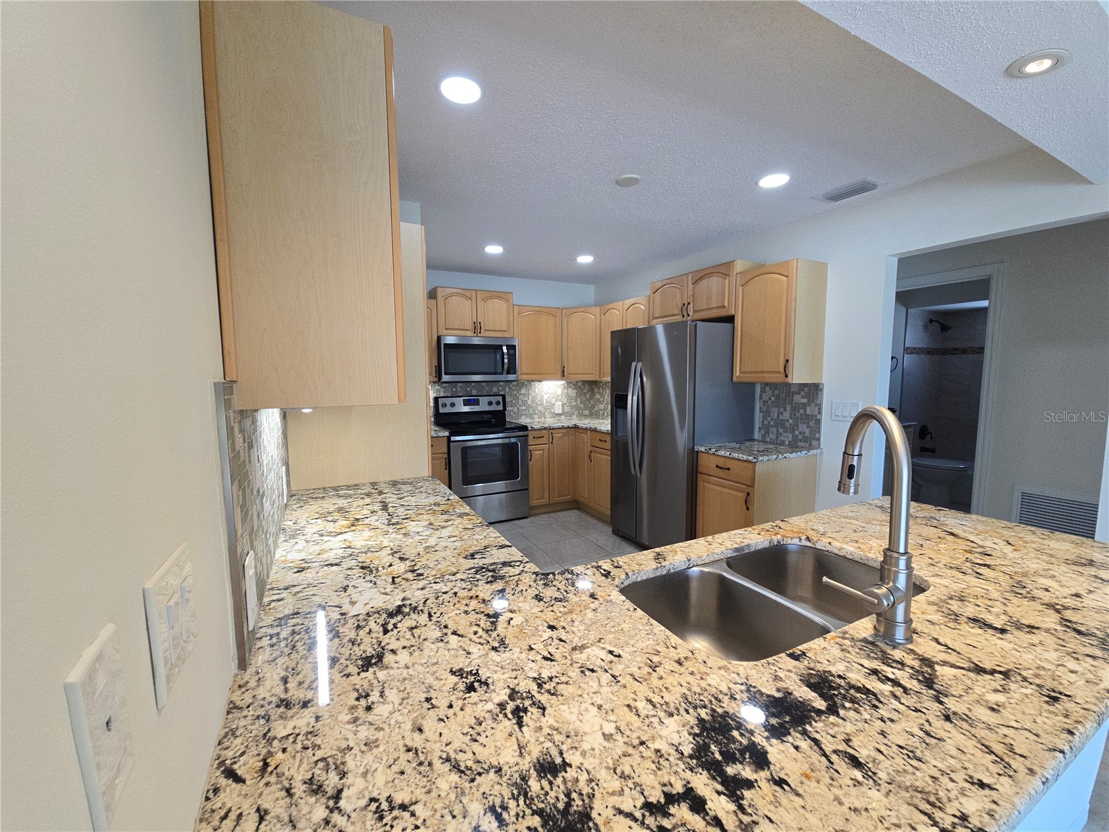4007 Royal Palm Drive Bradenton FL 34210 - SAN REMO CANAL A4685691 image12