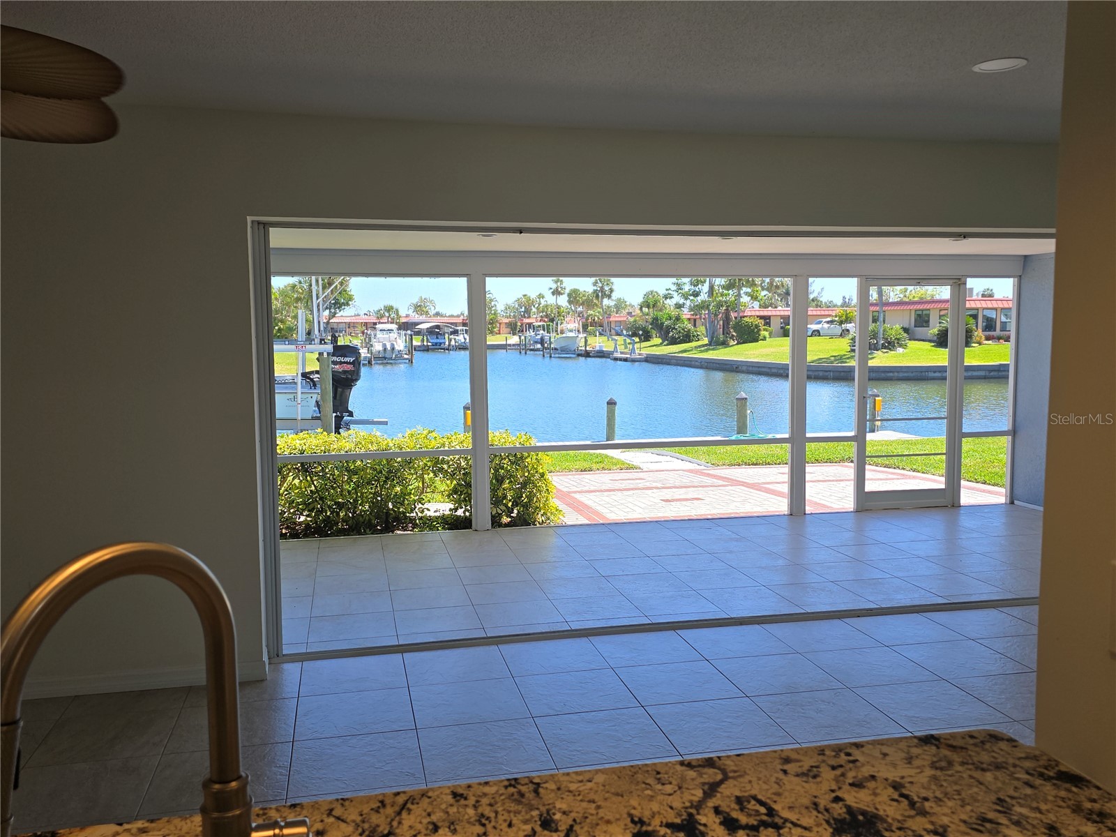 4007 Royal Palm Drive Bradenton FL 34210 - SAN REMO CANAL A4685691 image15