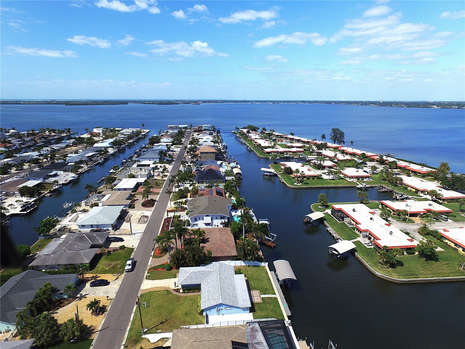 4007 Royal Palm Drive Bradenton FL 34210 - SAN REMO CANAL A4685691 image3
