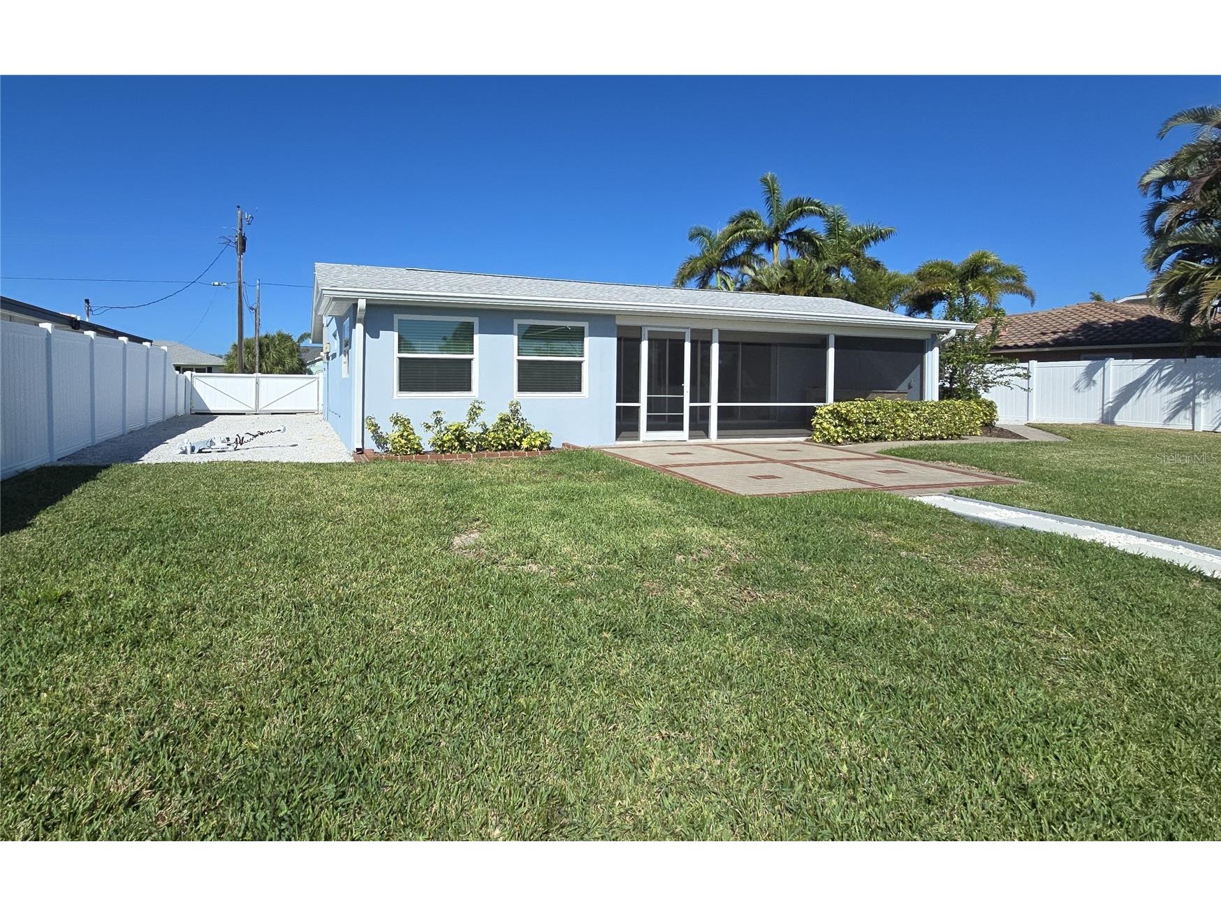 4007 Royal Palm Drive Bradenton FL 34210 - SAN REMO CANAL A4685691 image34