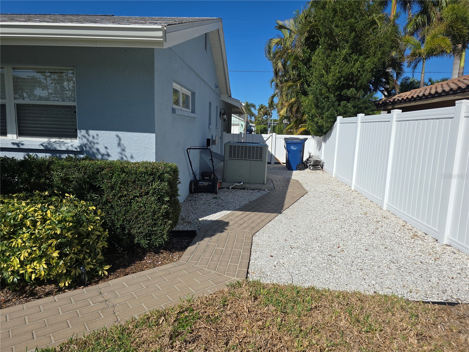 4007 Royal Palm Drive Bradenton FL 34210 - SAN REMO CANAL A4685691 image38