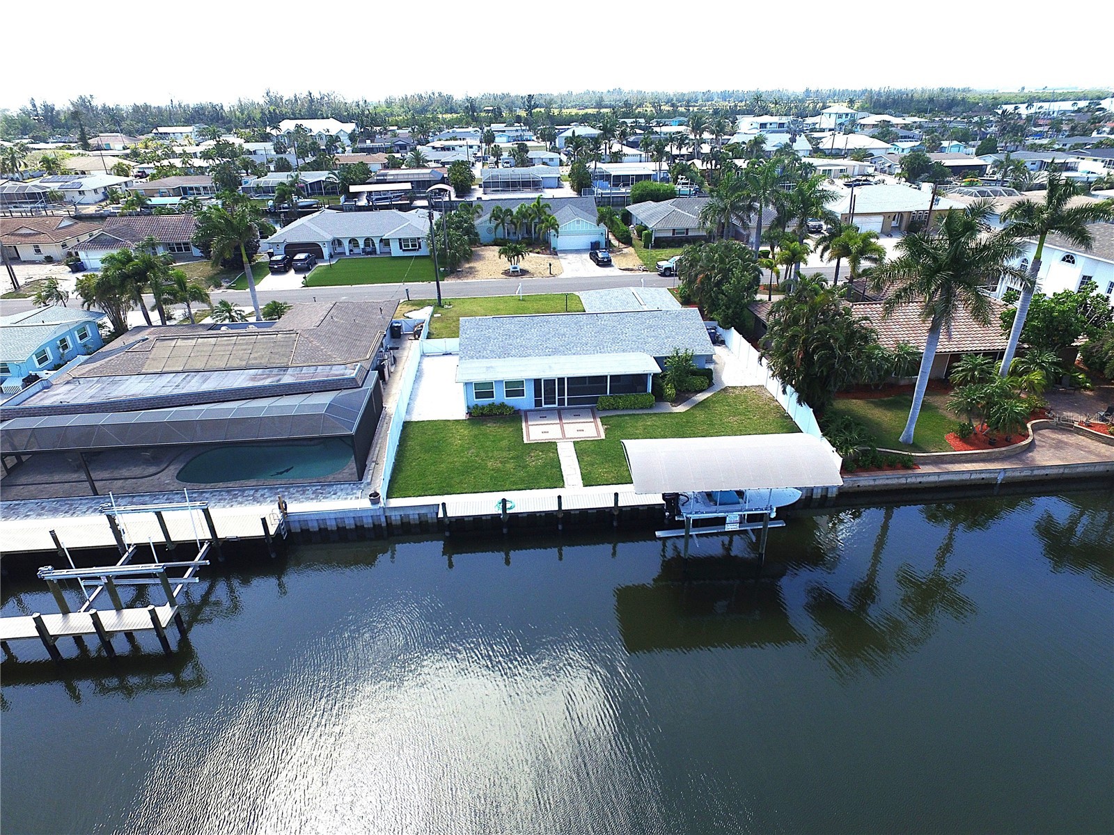 4007 Royal Palm Drive Bradenton FL 34210 - SAN REMO CANAL A4685691 image4