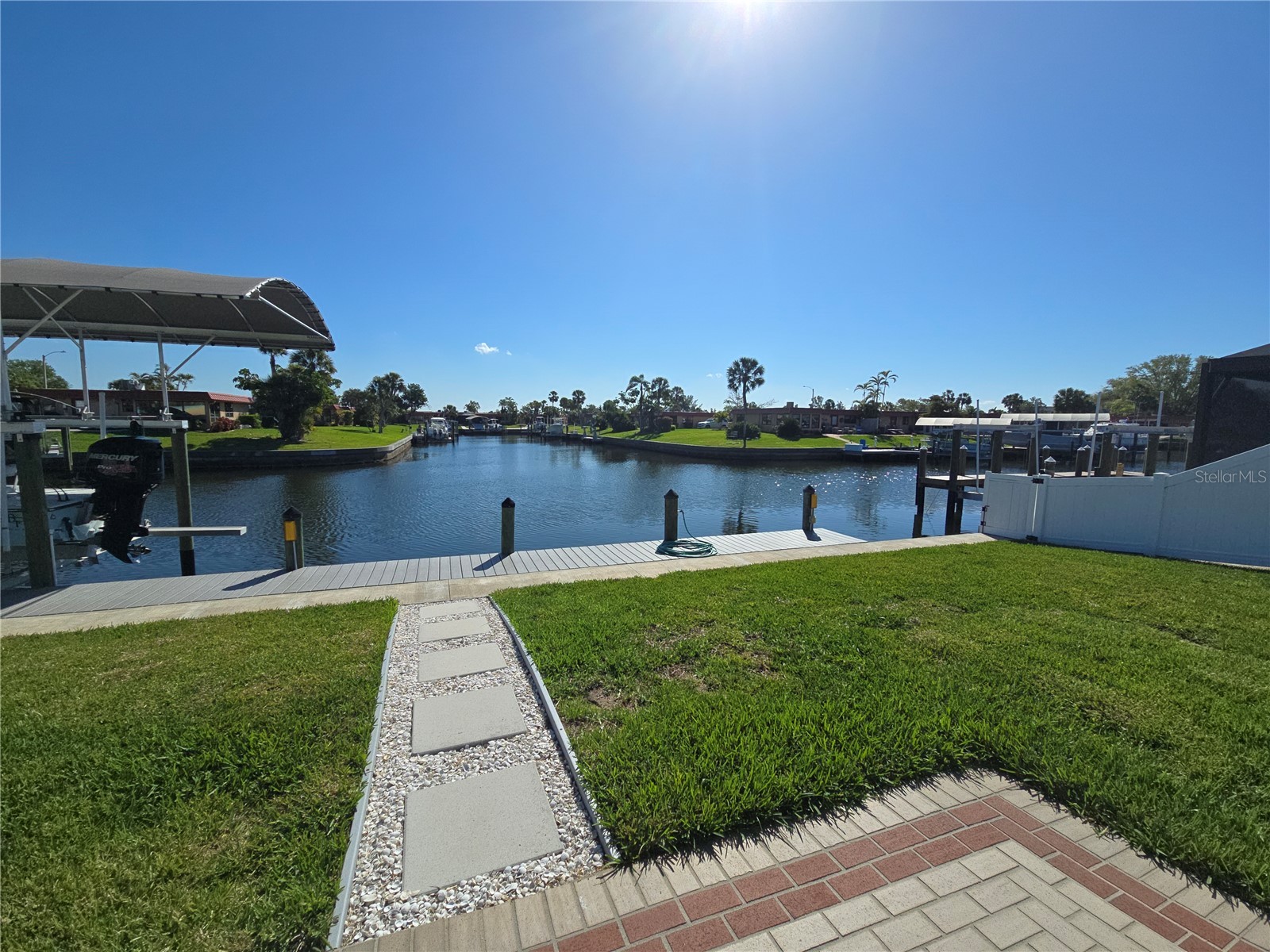 4007 Royal Palm Drive Bradenton FL 34210 - SAN REMO CANAL A4685691 image45